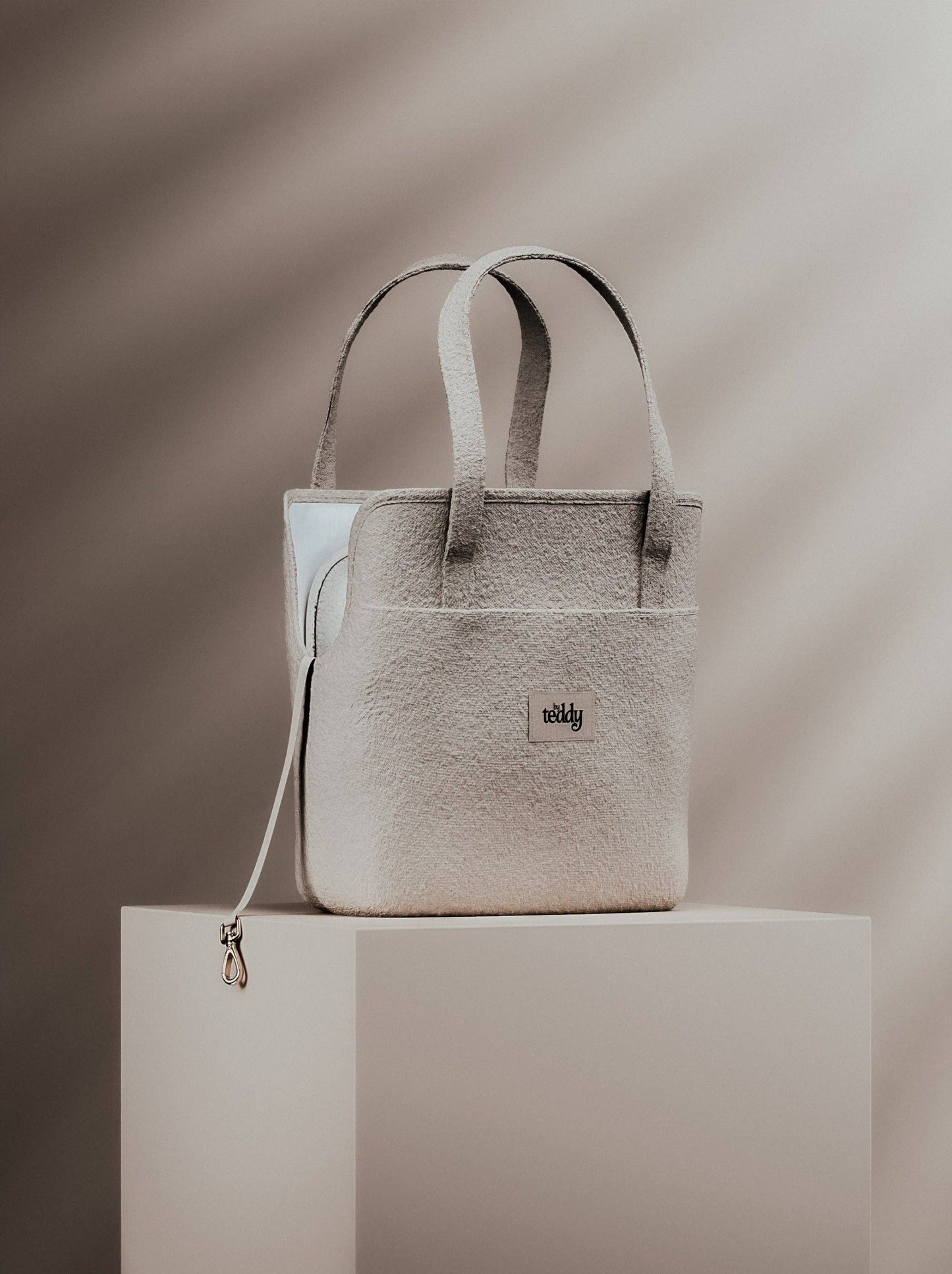 Marshmallow┃The Bouclé Carrier