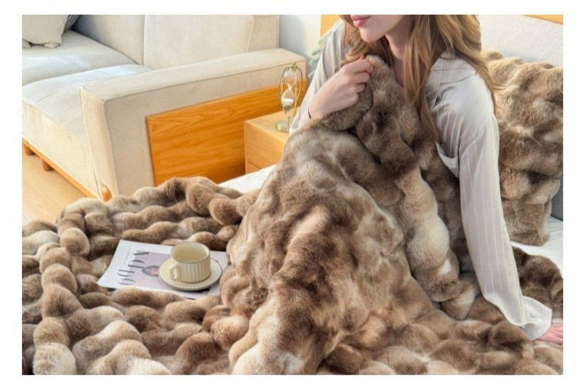 Cosy Faux Fur Sofa Chair Throw Blanket (130cm*160cm) BLK019: Black Mix