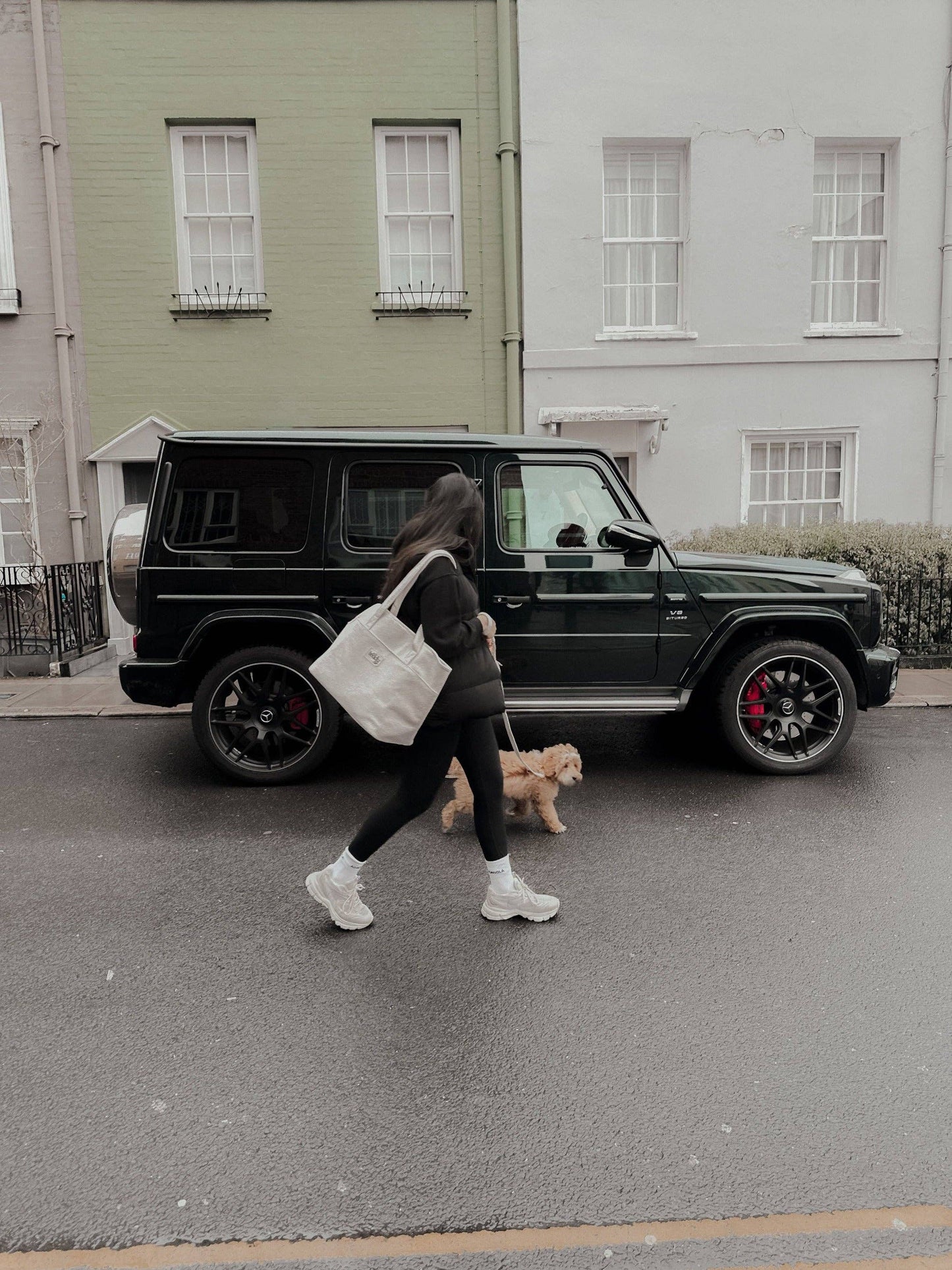 Marshmallow┃The Bouclé Carrier