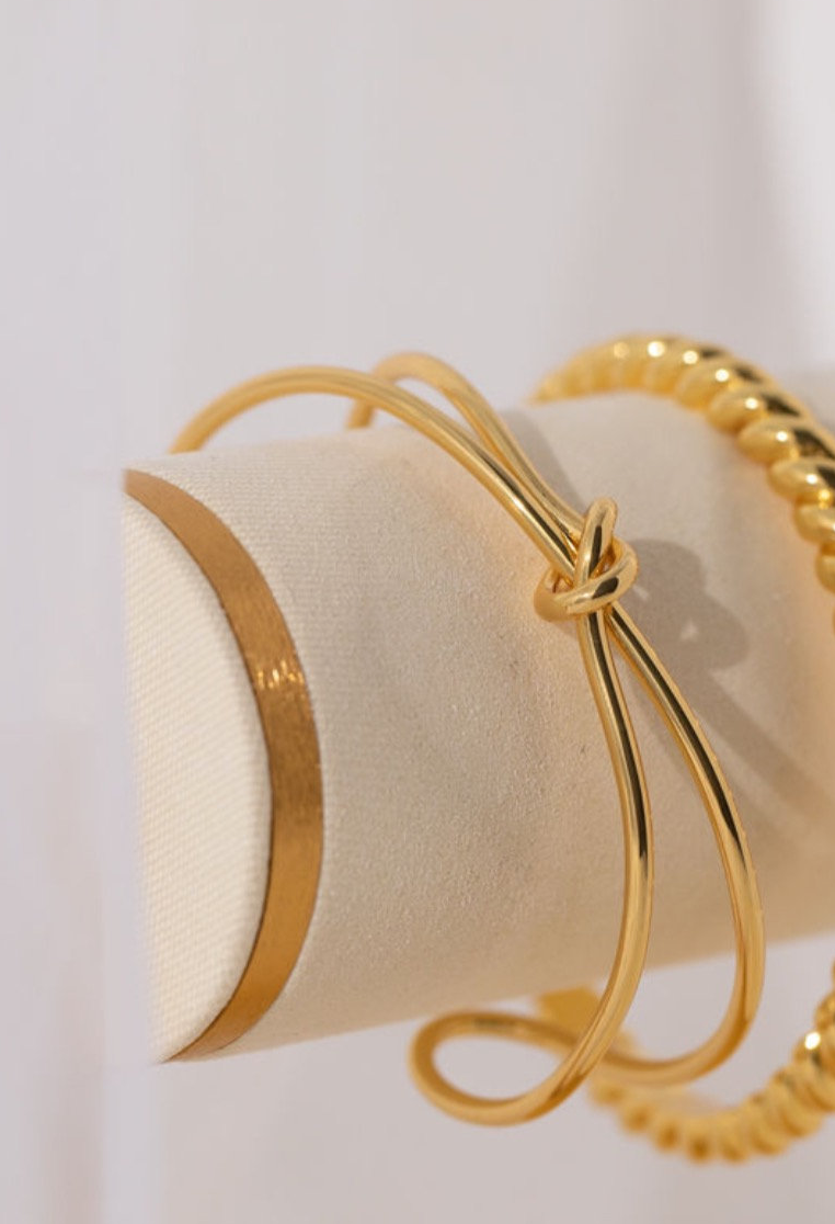 Knot Cuff Bracelet 18k Gold Plated Brass Everyday Effortless