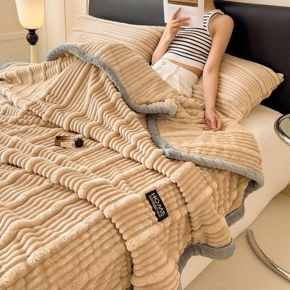 Luxury Ribbed Faux Fur Throw Blanket (180cm*200cm): Cream