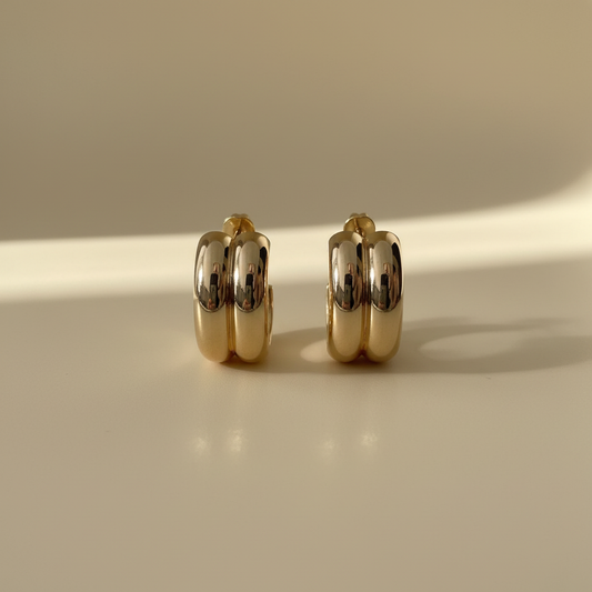 Bold Shiny Hoops 18k Gold Plated Modern Sculptural Trend: 1 unit