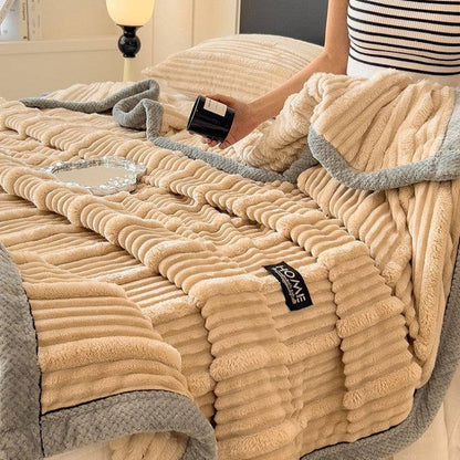 Luxury Ribbed Faux Fur Throw Blanket (180cm*200cm): Cream