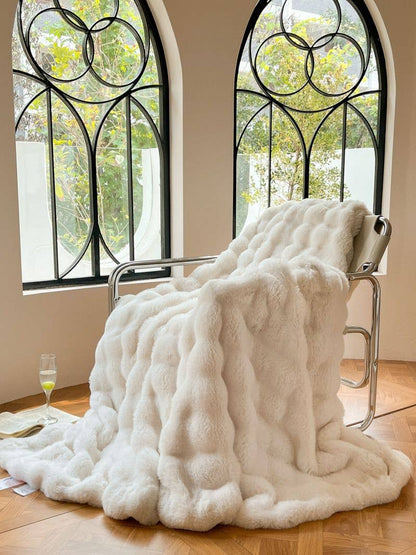 Plush Luxurious Faux Fur Throw Blankets (100*160cm) : Taupe