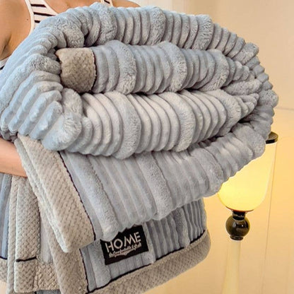 Luxury Ribbed Faux Fur Throw Blanket (180cm*200cm): Cream