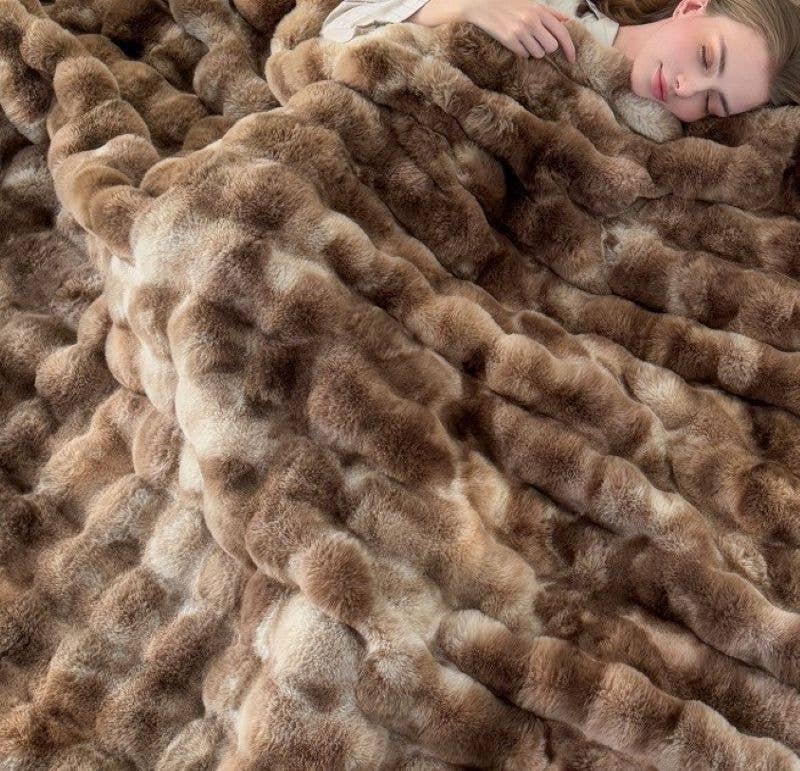 Cosy Faux Fur Sofa Chair Throw Blanket (130cm*160cm) BLK019: Black Mix