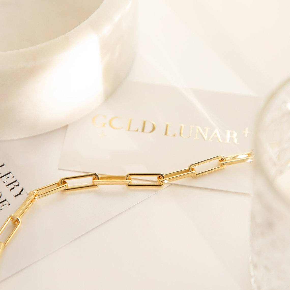 Link Chain Bracelet 18k Gold Plated – Sleek & Sculptural