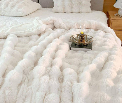 Plush Luxurious Faux Fur Throw Blankets (100*160cm) : Taupe